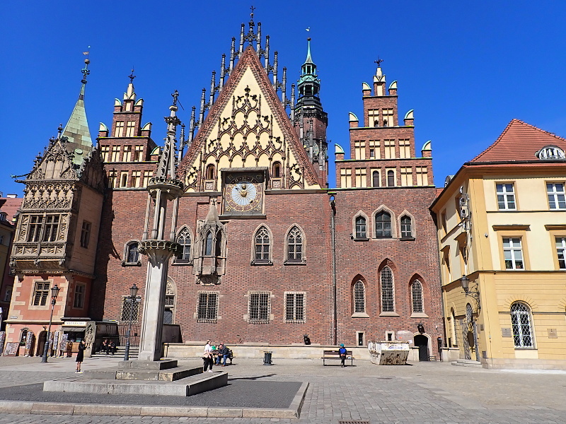 08 Překrásná městská radnice radnice