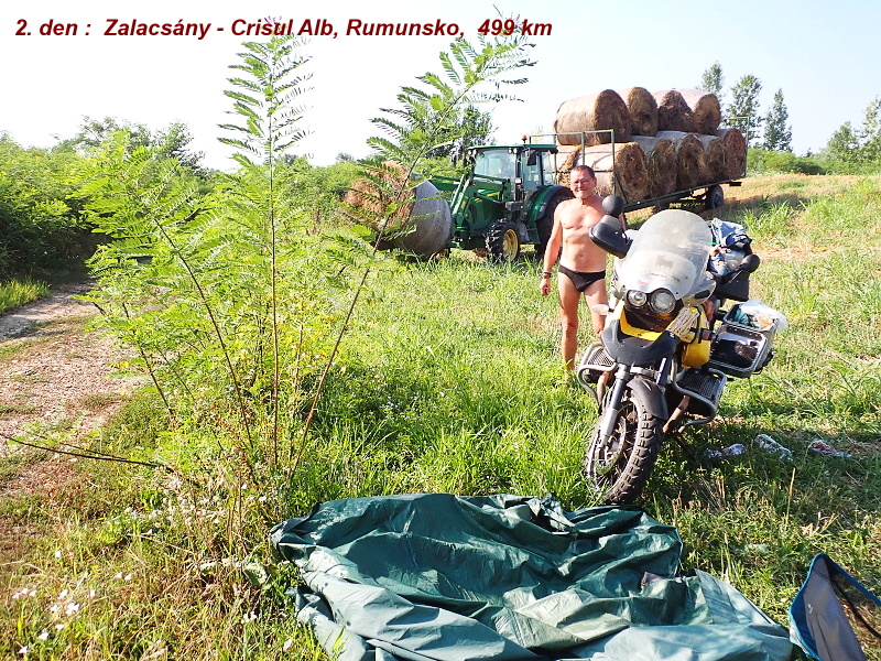 06 Noc u řeky, cca 2 km terénem od silnice.