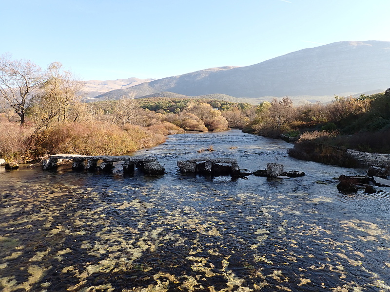 68 Řeka Cetina má 105 km.