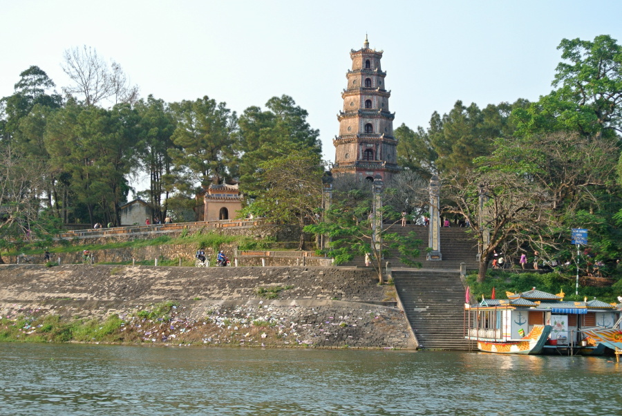 16.Pagoda Thien Mu je z roku 1844